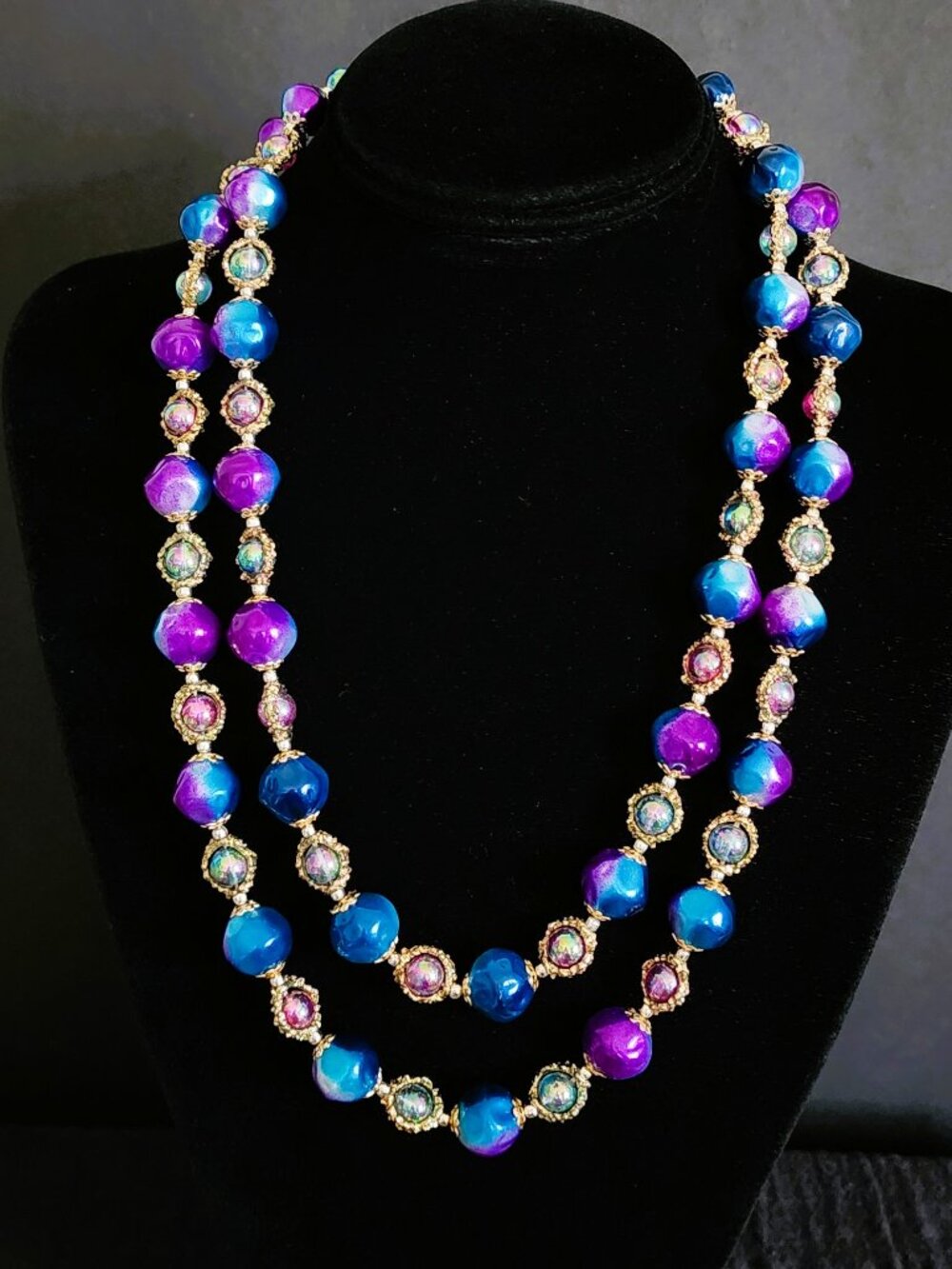 Vintage 1950s Japan Double Strand Blue Purple Moonglow Lucite AB Necklace - Picture 2 of 9